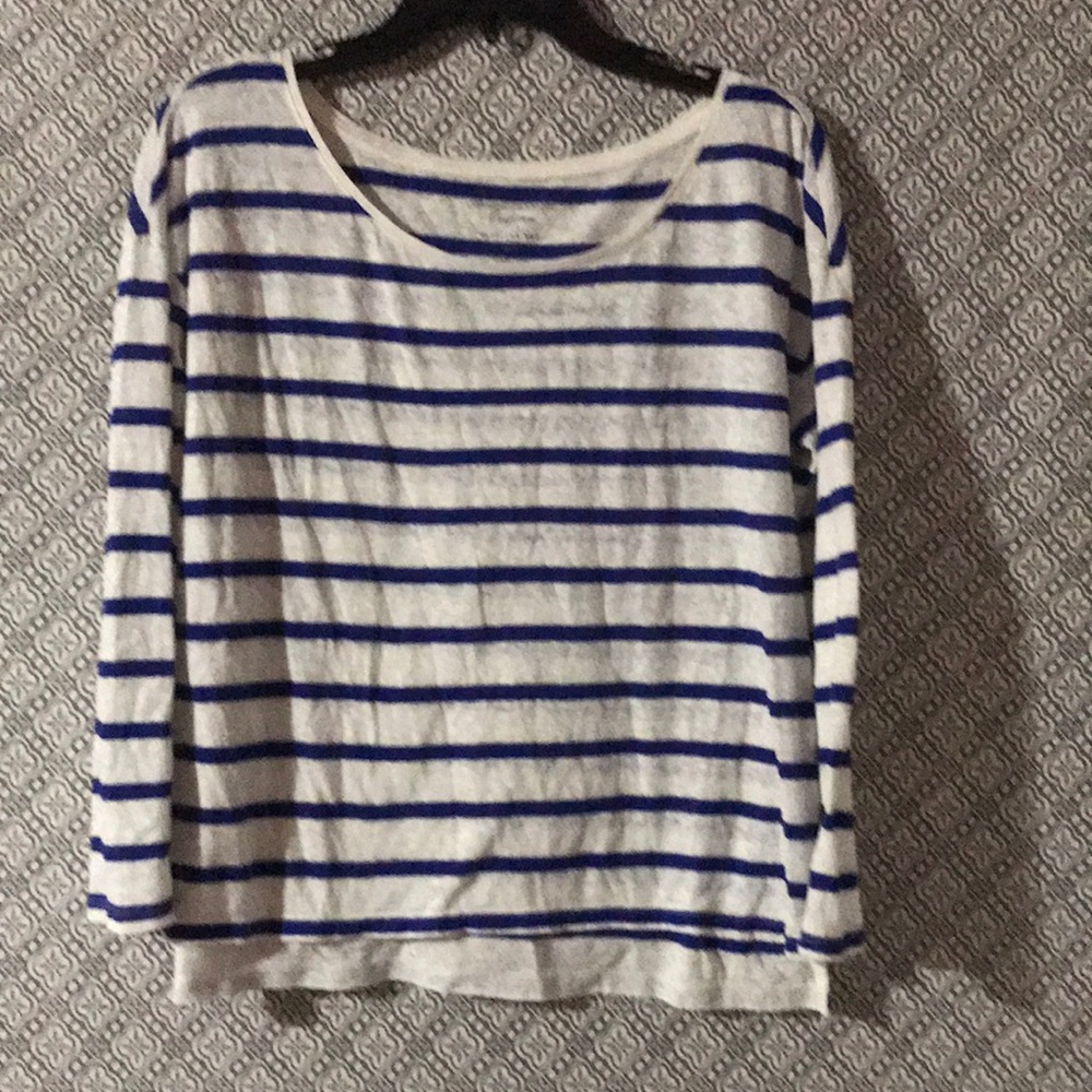 American Eagle 🦅 striped t-shirt